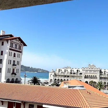 2pers Avec Grande Terrasse Vue アパート *
