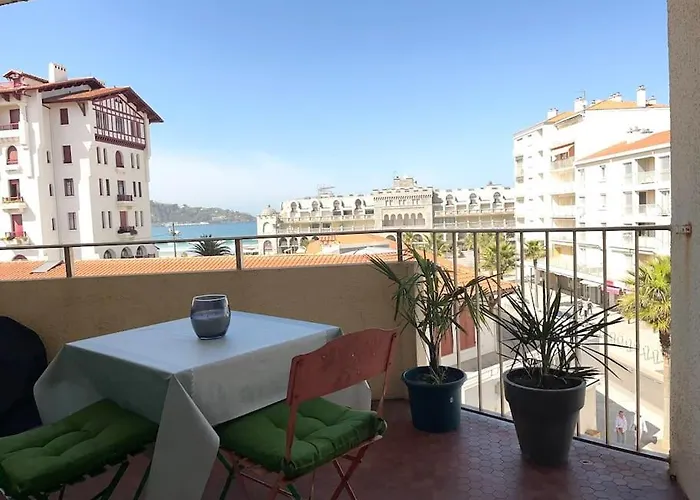 2pers Avec Grande Terrasse Vue Appartement Hendaye