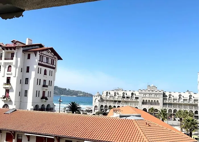 2pers Avec Grande Terrasse Vue Appartement *